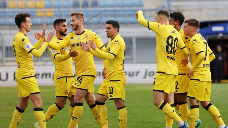 1705104000_af0e101032d505fa048a773291874239