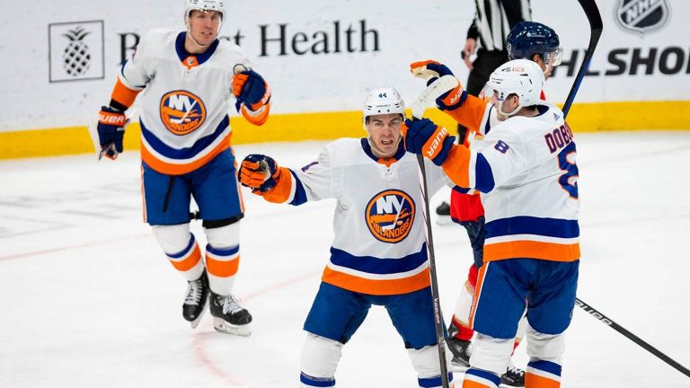 panthers v islanders AS 180 (1)