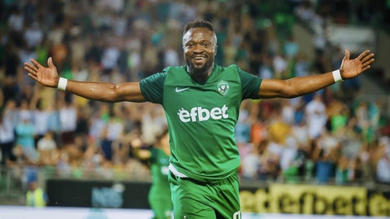 A7BCA22B-19F1-4AB9-90E6-87F056CFA7BF