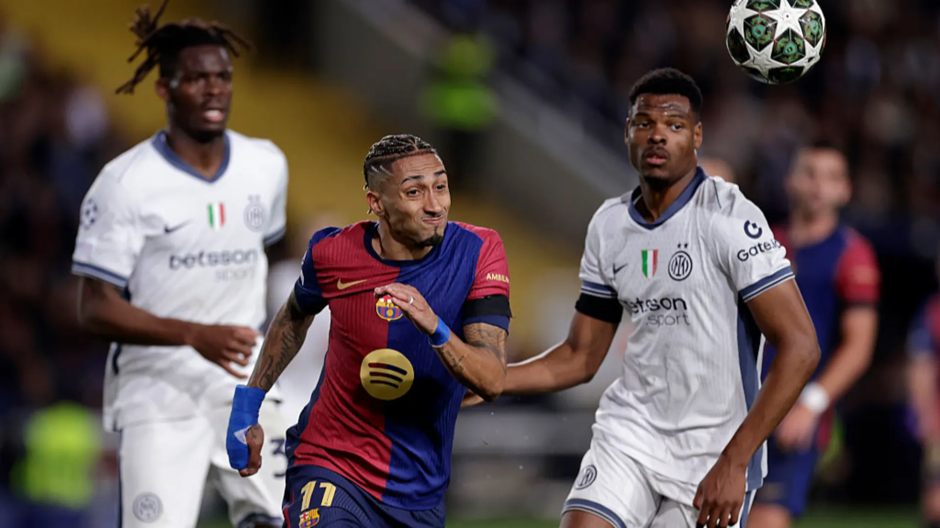 Ισόπαλες (3-3) Μπαρτσελόνα και Ίντερ, σε μια απίθανη ματσάρα, όλα θα κριθούν στο Μιλάνο!