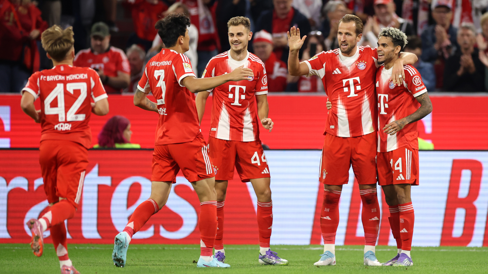 «Οδοστρωτήρας» στην πρεμιέρα της Bundesliga η Μπάγερν, 6-0 την Λειψία!