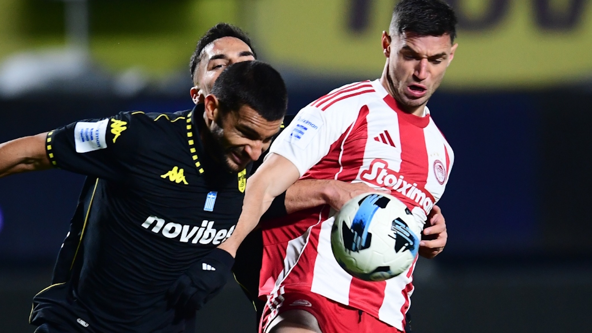 aris-olympiacos-026-0259879832119823618923