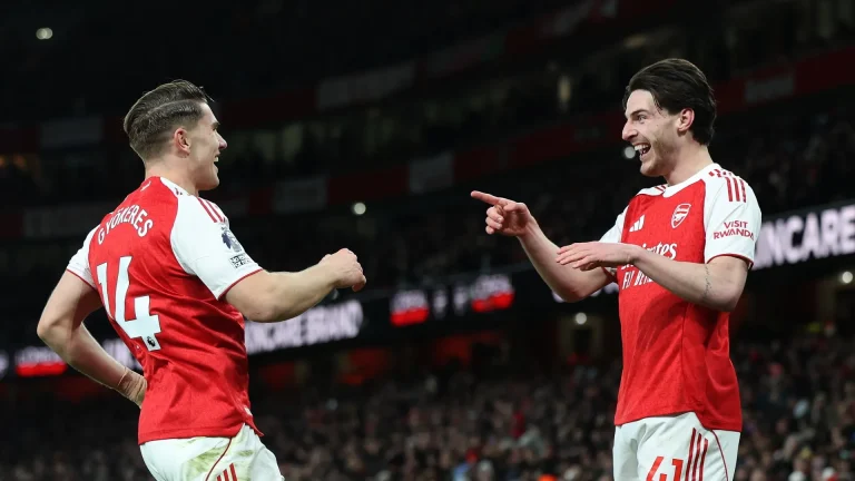 brightons-georginio-rutter-pictured-scored-1048120595