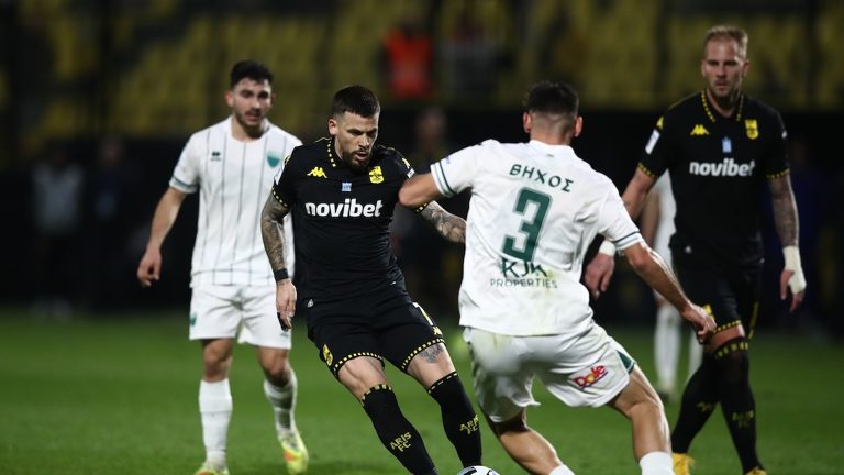 aris_levadeiakos_super_league_podosfairo (1)